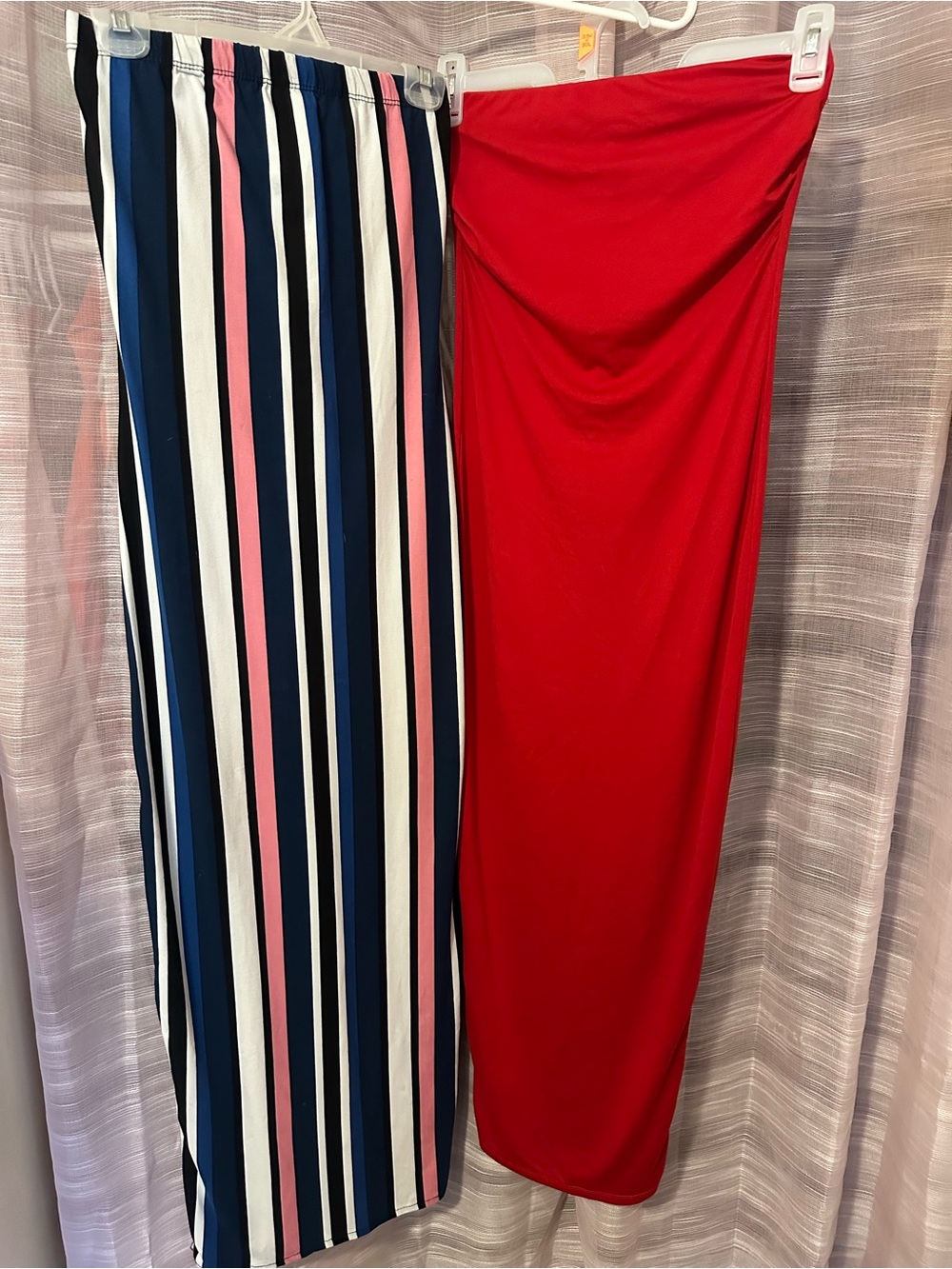 Bundle of 2 Maxi Dresses – Size Small